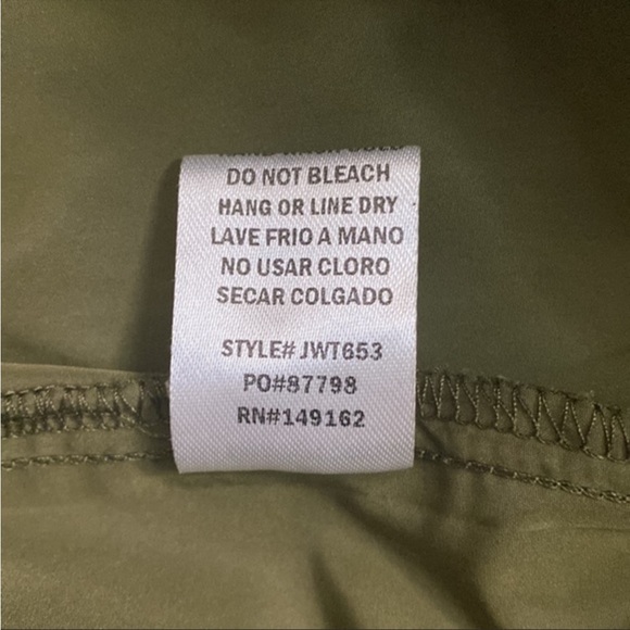 NWOT FASHION NOVA Green Aviator  Strapless Silky Cargo Jumper Romper Jumpsuit M - Picture 9 of 16